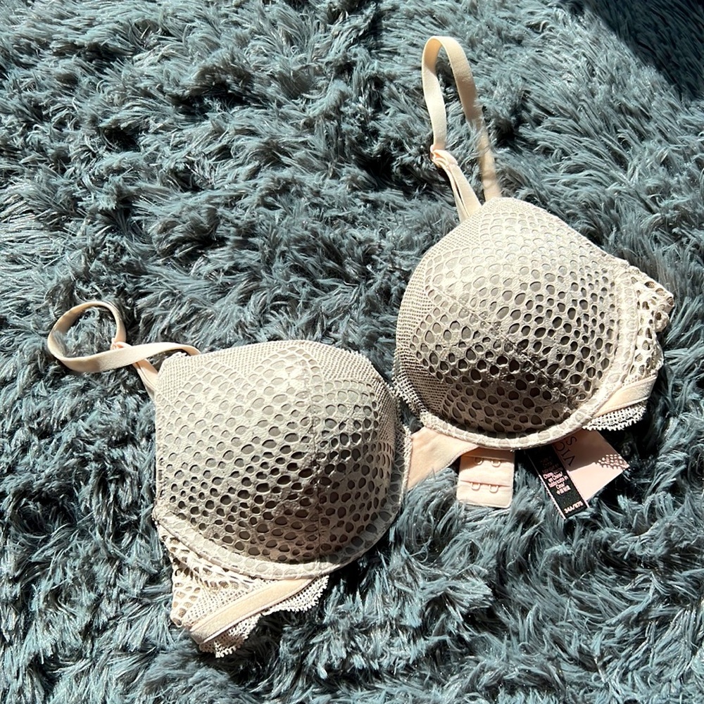 Victoria Secret push up bra